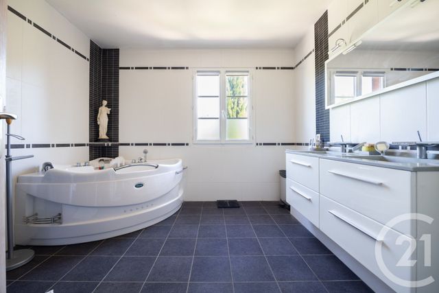 maison à vendre - 7 pièces - 243.57 m2 - CAHUZAC SUR VERE - 81 - MIDI-PYRENEES - Century 21 Plein Sud