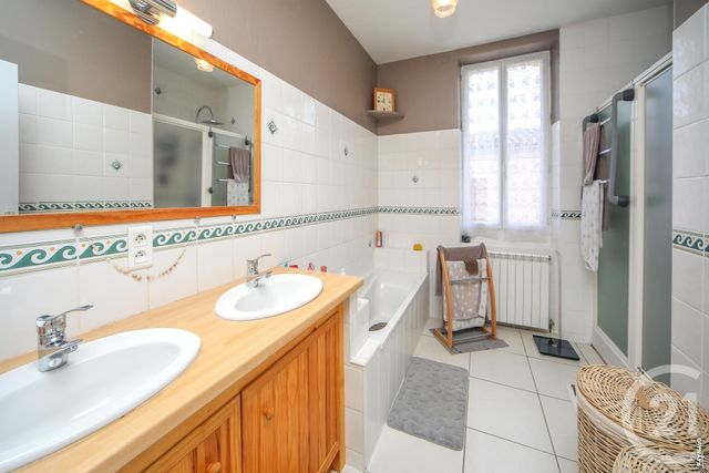 Afficher la photo en grand maison à vendre - 5 pièces - 118.0 m2 - ST JUERY - 81 - MIDI-PYRENEES - Century 21 Plein Sud