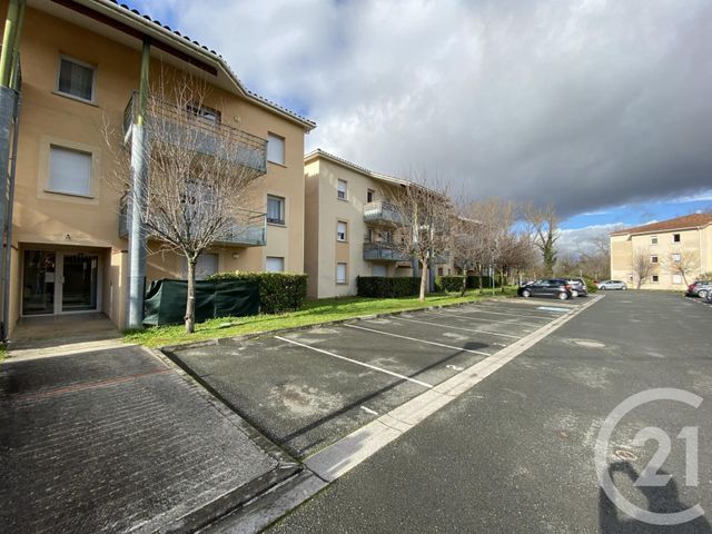 Appartement F3 à vendre - 3 pièces - 55.0 m2 - ALBI - 81 - MIDI-PYRENEES - Century 21 Plein Sud Appartement F3 à vendre - 3 pièces - 55.0 m2 - ALBI - 81 - MIDI-PYRENEES - Century 21 Plein Sud
