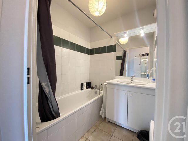Appartement F3 à vendre - 3 pièces - 55.0 m2 - ALBI - 81 - MIDI-PYRENEES - Century 21 Plein Sud Appartement F3 à vendre - 3 pièces - 55.0 m2 - ALBI - 81 - MIDI-PYRENEES - Century 21 Plein Sud
