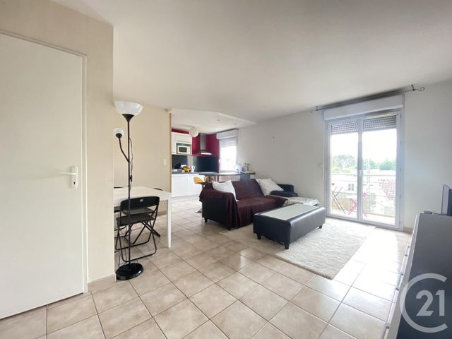 Appartement F3 à vendre - 3 pièces - 55.0 m2 - ALBI - 81 - MIDI-PYRENEES - Century 21 Plein Sud Appartement F3 à vendre - 3 pièces - 55.0 m2 - ALBI - 81 - MIDI-PYRENEES - Century 21 Plein Sud
