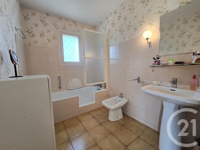 Afficher la photo en grand Appartement T3 à vendre - 3 pièces - 76.78 m2 - ALBI - 81 - MIDI-PYRENEES - Century 21 Plein Sud