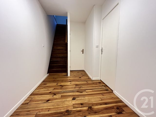 Appartement Duplex à louer - 3 pièces - 66.0 m2 - REALMONT - 81 - MIDI-PYRENEES - Century 21 Plein Sud