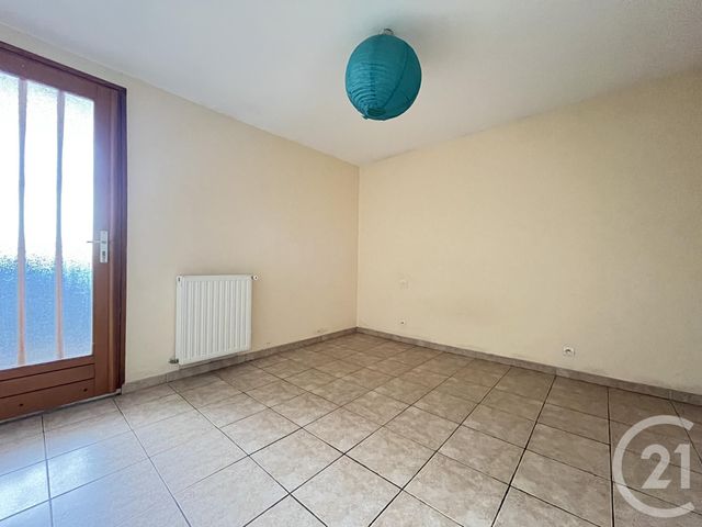 Appartement T3 à louer - 3 pièces - 65.31 m2 - ARTHES - 81 - MIDI-PYRENEES - Century 21 Plein Sud