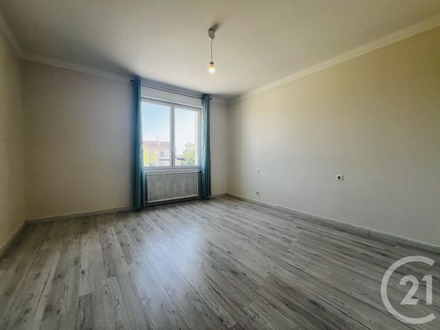 maison à louer - 6 pièces - 176.0 m2 - VALDERIES - 81 - MIDI-PYRENEES - Century 21 Plein Sud