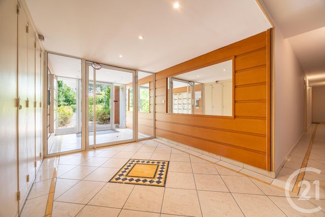 Appartement T2 à vendre - 2 pièces - 44.0 m2 - ALBI - 81 - MIDI-PYRENEES - Century 21 Plein Sud