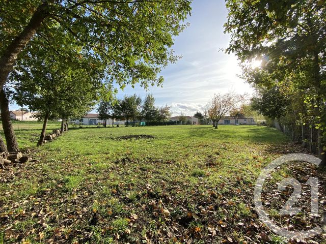 Afficher la photo en grand terrain à vendre - 1676.0 m2 - ALBI - 81 - MIDI-PYRENEES - Century 21 Plein Sud