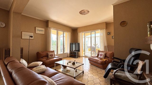 maison à vendre - 8 pièces - 221.0 m2 - LAUTREC - 81 - MIDI-PYRENEES - Century 21 Plein Sud