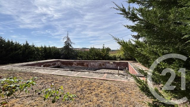 maison à vendre - 8 pièces - 221.0 m2 - LAUTREC - 81 - MIDI-PYRENEES - Century 21 Plein Sud